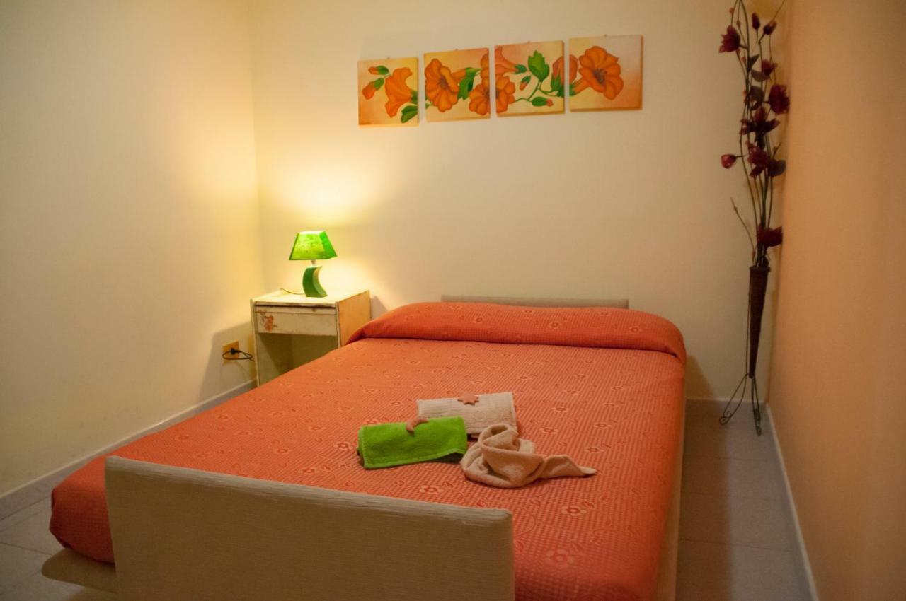 B&B Sikily Naxos Giardini Naxos Kültér fotó